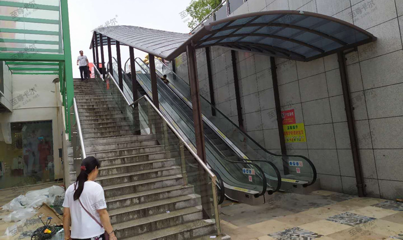 戶外樓梯雨棚.jpg 戶外樓梯雨棚.jpg