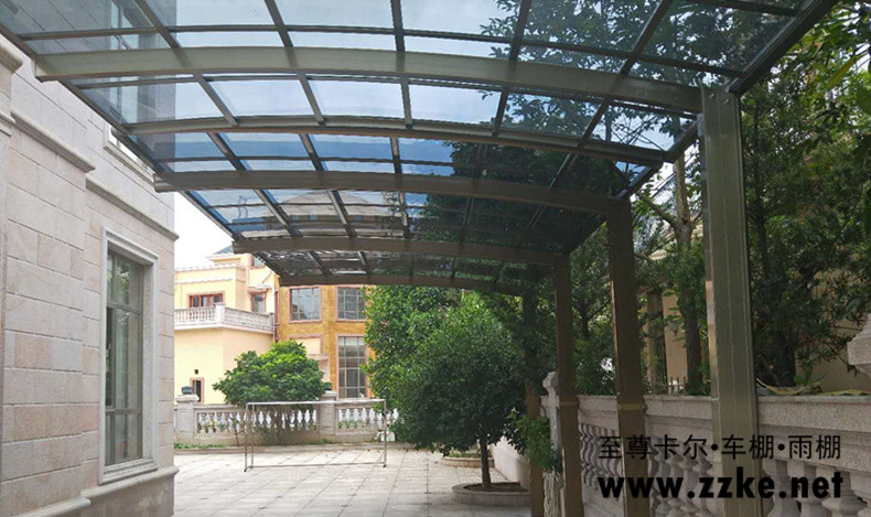 至尊卡爾車棚有幾種款式？