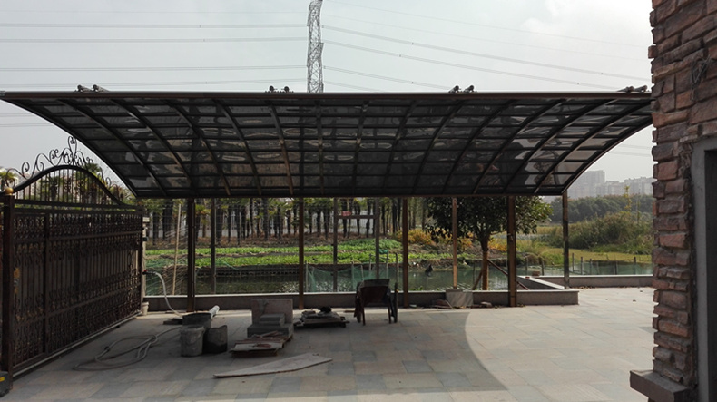 至尊卡爾鋁合金車棚能解決居家什么煩惱？