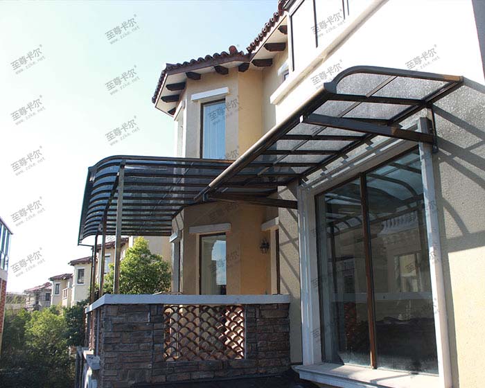 陽臺雨棚怎么選？只靠雨棚圖片會后悔，了解清楚，不吃虧