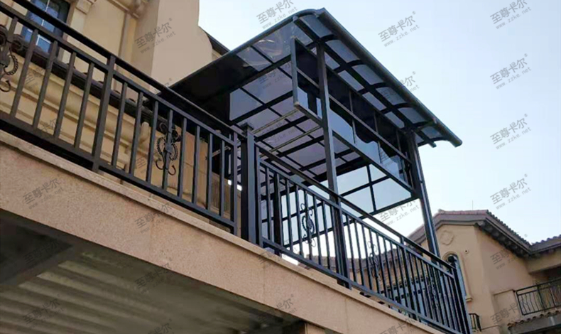 要裝耐力板雨棚，雨棚材料不會選？花三分鐘看完就知道了