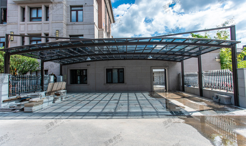 膜結(jié)構(gòu)車棚真的好嗎？相信你不知道這種新型材料車棚！