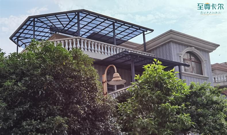 雨棚多少錢一平米？