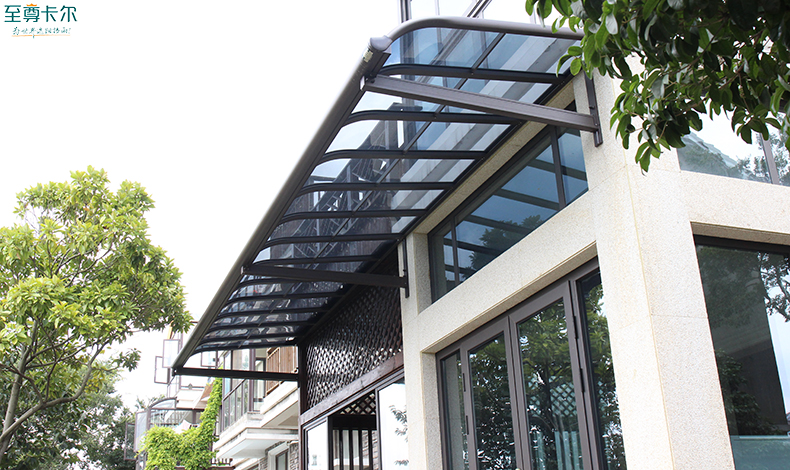 耐力板陽光棚圖片？耐力板雨棚多少錢一平方？