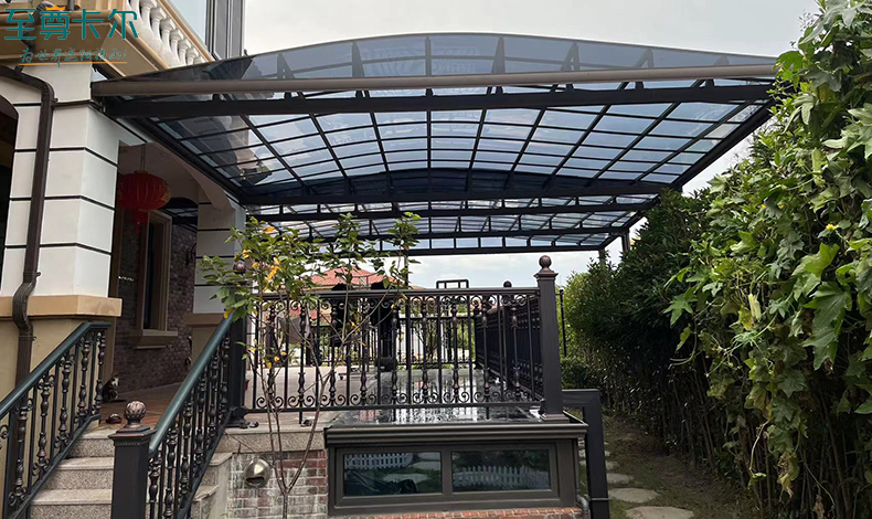 成都專業(yè)雨棚？做雨陽棚用什么材料好？